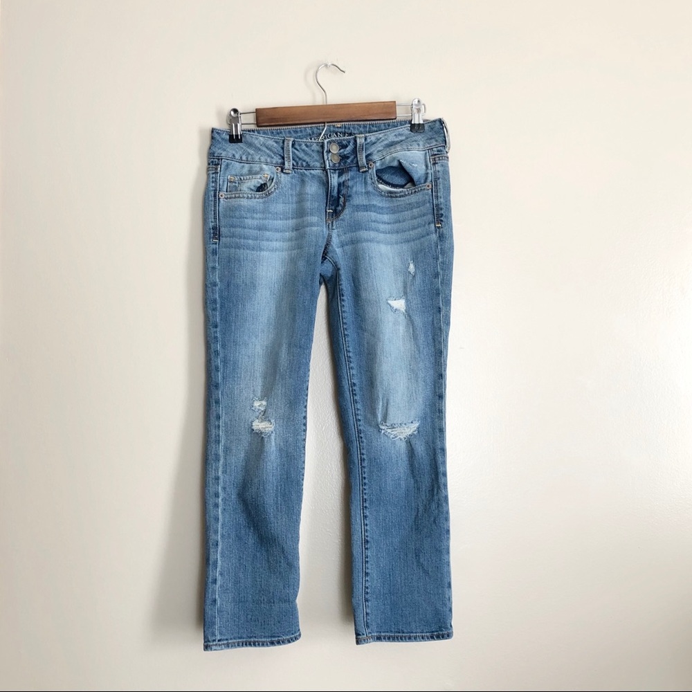 American Eagle Artist Crop Distressed Jeans